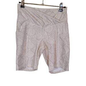 Sommer Ray Women's Crossover Waist Workout Shorts Reptile Print Beige Size Small